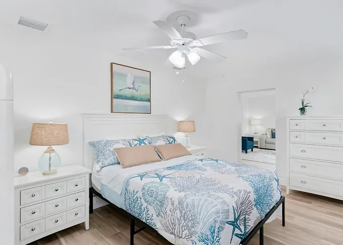 Modern Coastal Holiday home Clearwater Beach